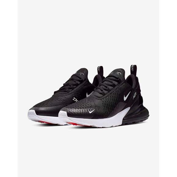 Nike Air Max 270. Black White. SIZE 11 - AH8050-002